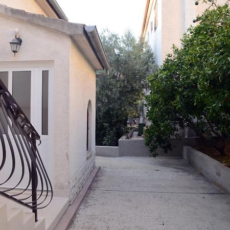 Dvosoban Apartman U Centru Grada Biograd Na Moru Exteriér fotografie