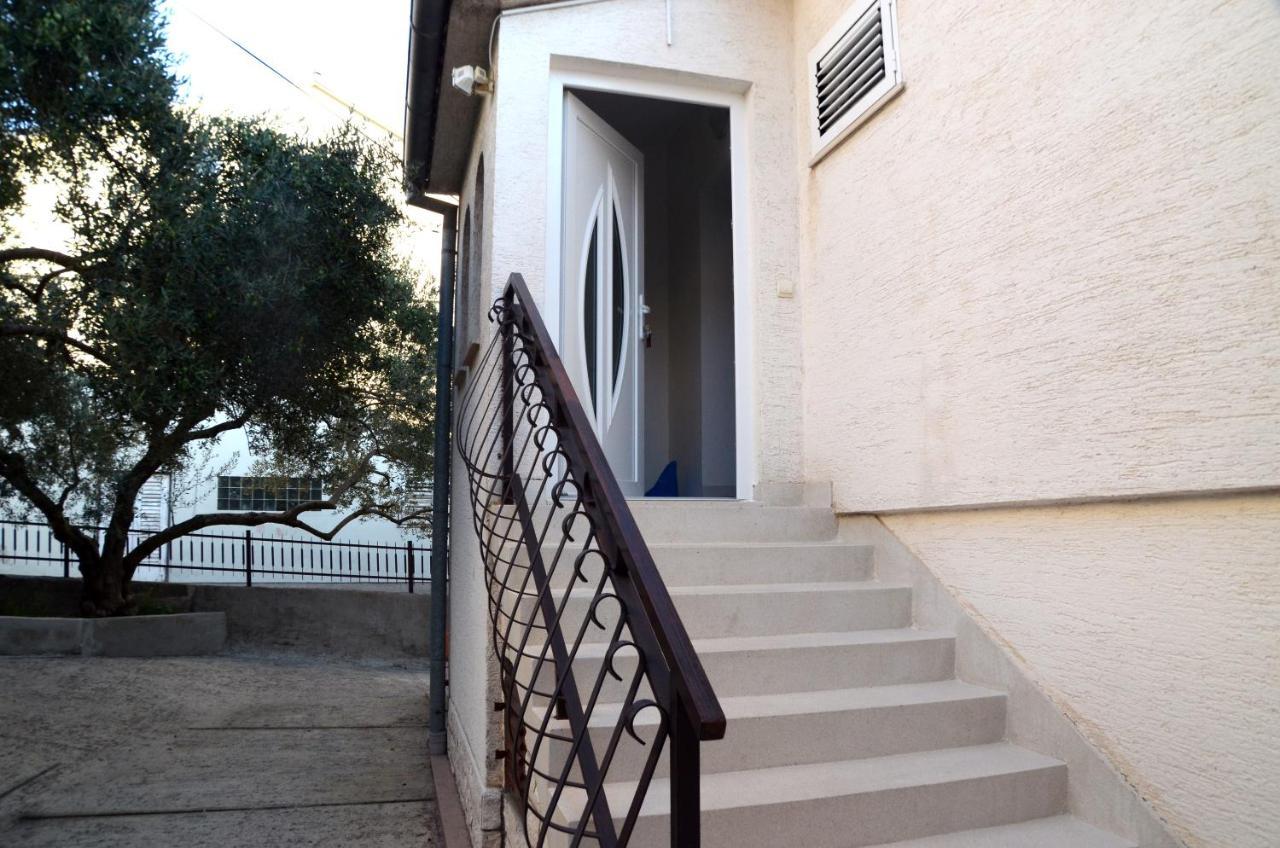 Dvosoban Apartman U Centru Grada Biograd Na Moru Exteriér fotografie