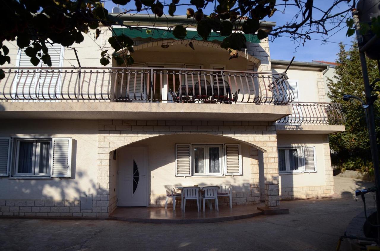 Dvosoban Apartman U Centru Grada Biograd Na Moru Exteriér fotografie