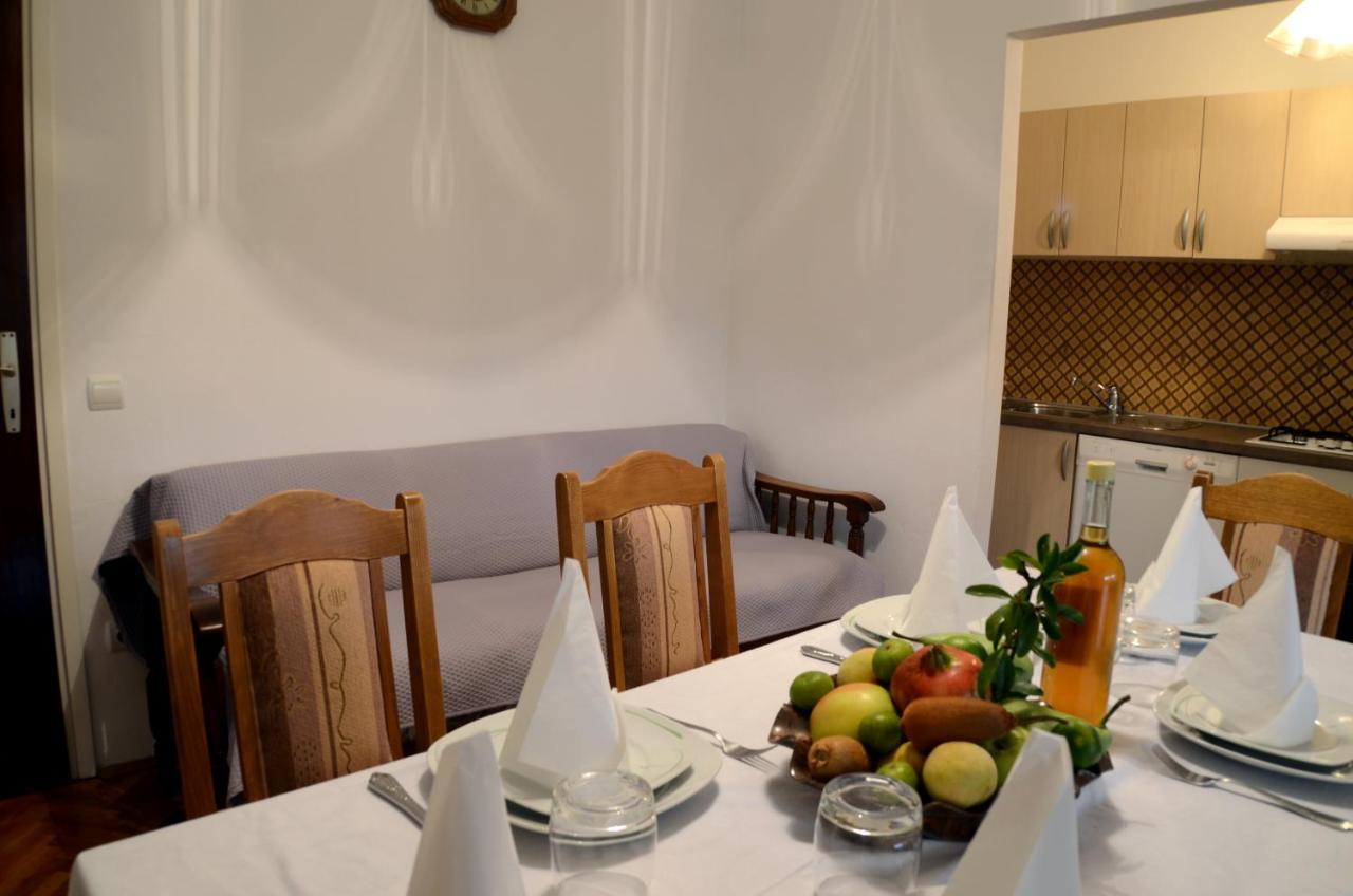 Dvosoban Apartman U Centru Grada Biograd Na Moru Exteriér fotografie